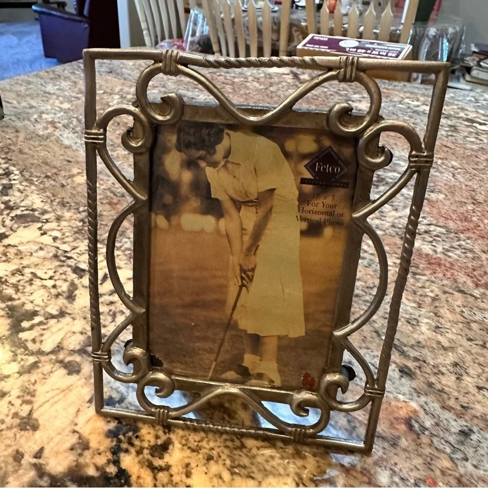Fetco stylish frame