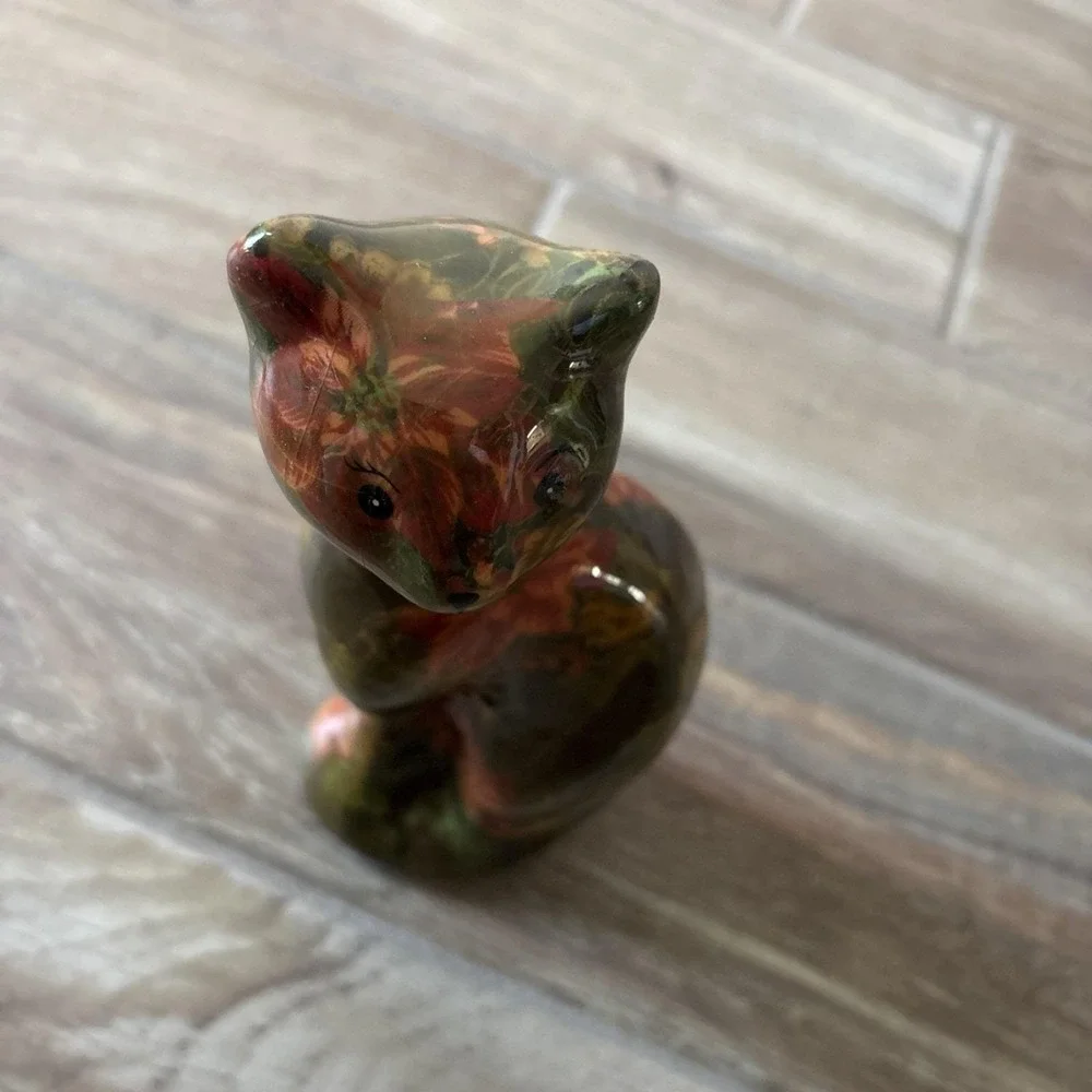 N/A vintage cat