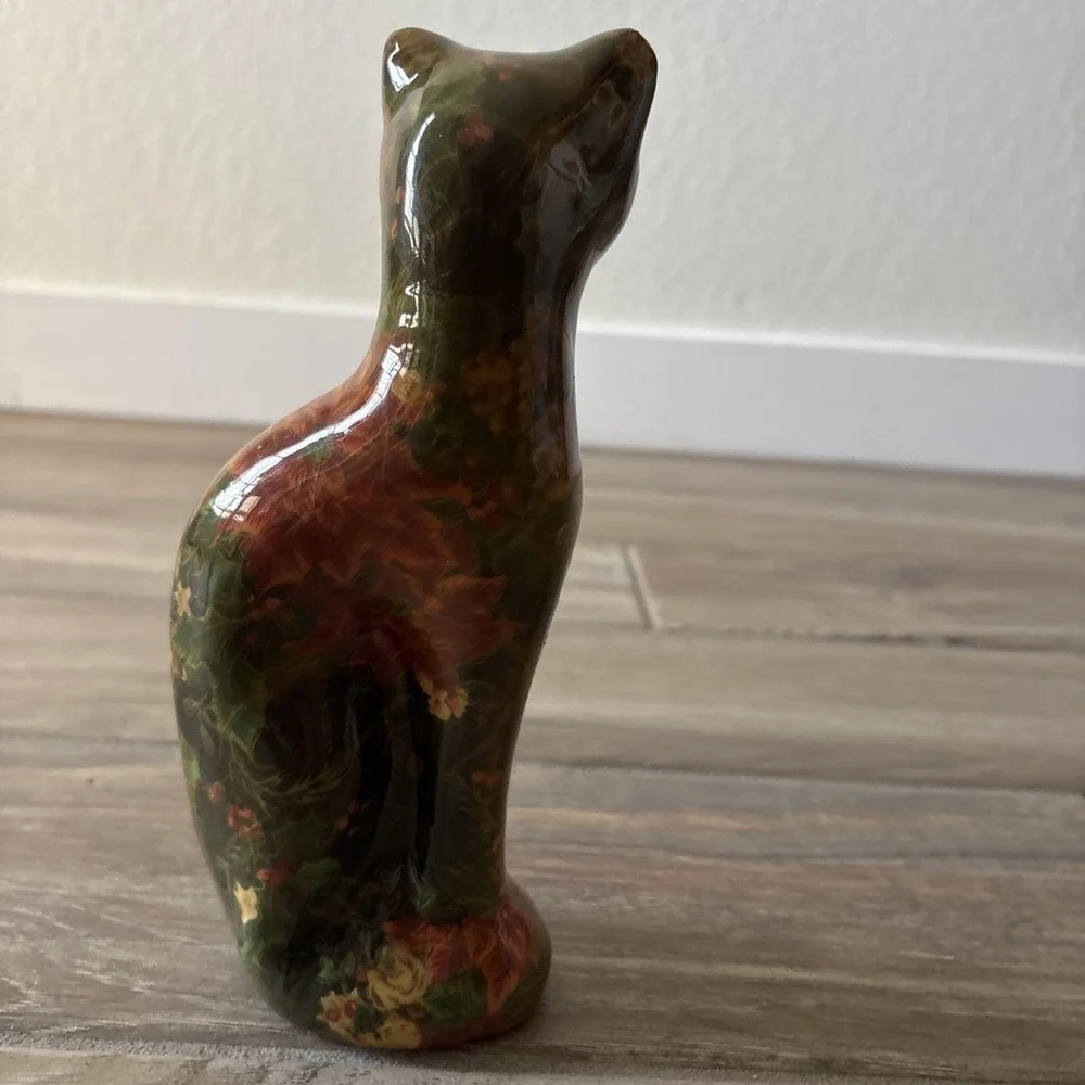 N/A vintage cat