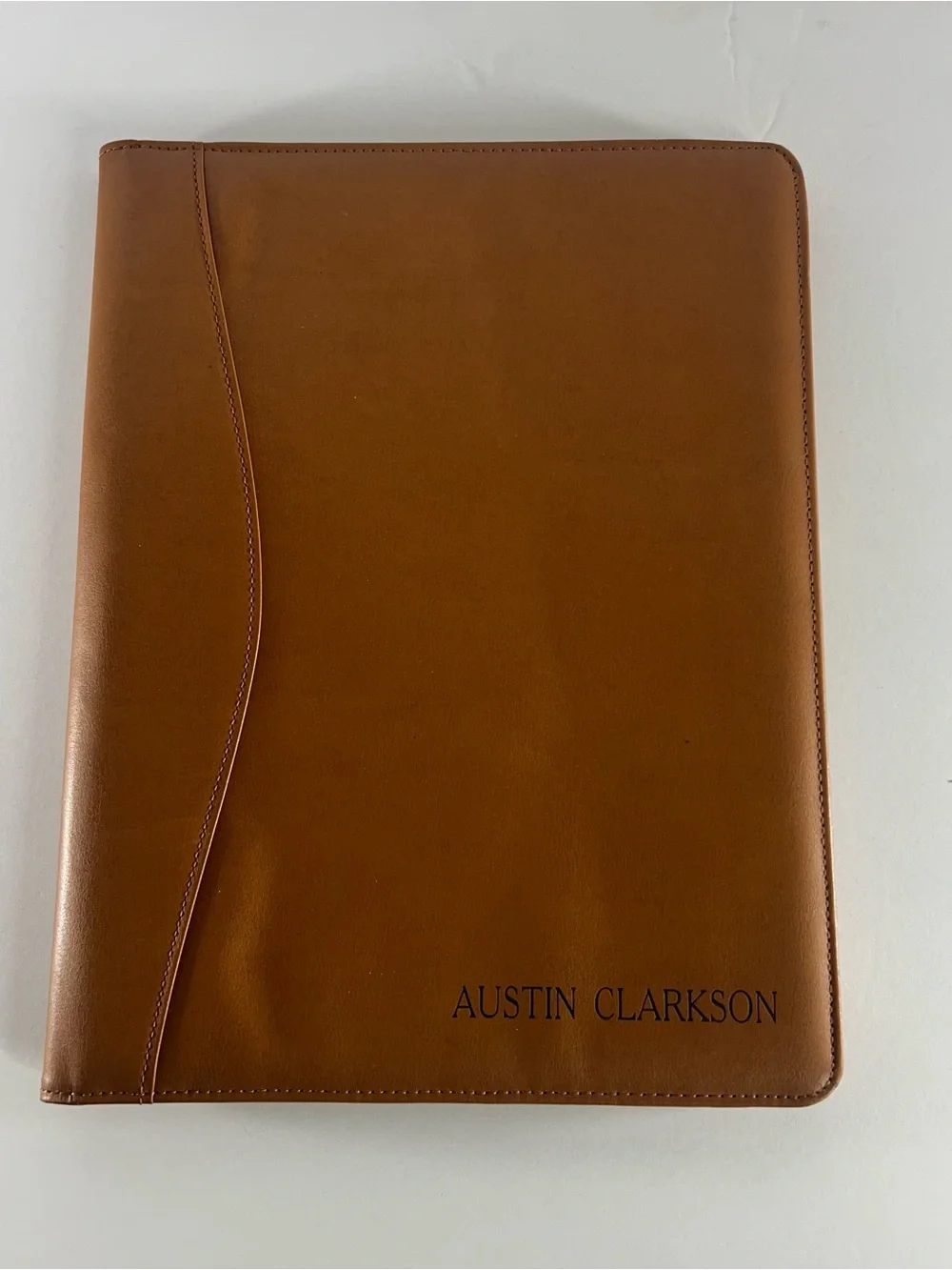 N/A sleek leather