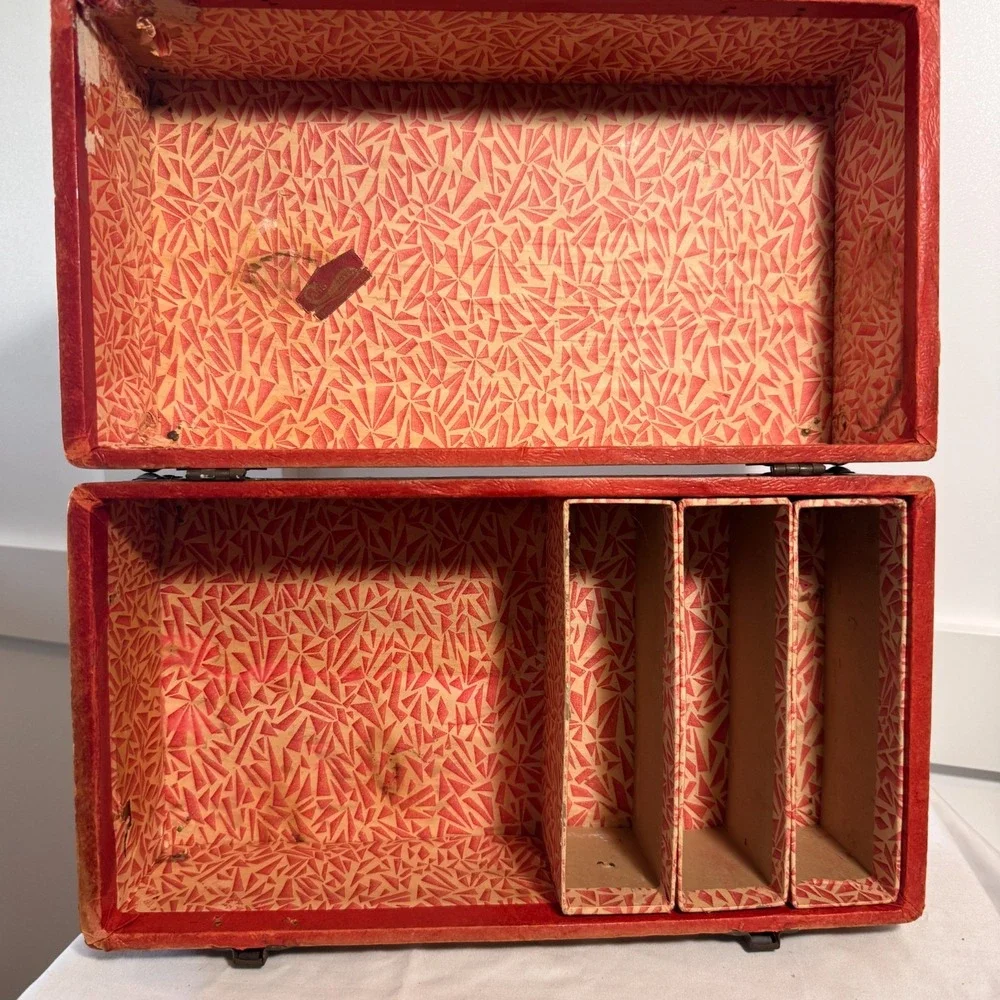 Vintage Cass Toy Box‎ Trunk Wood & Metal Decoupage Steamer Toy Chest