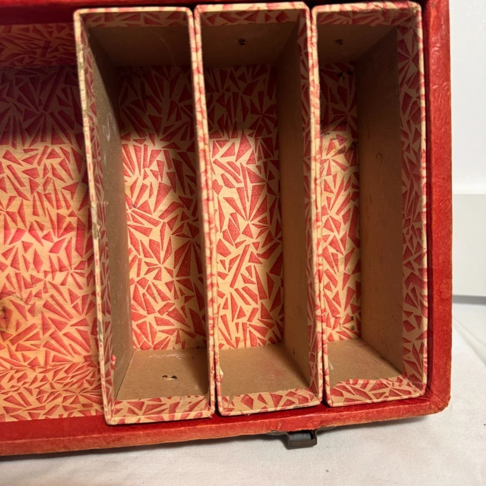 Vintage Cass Toy Box‎ Trunk Wood & Metal Decoupage Steamer Toy Chest
