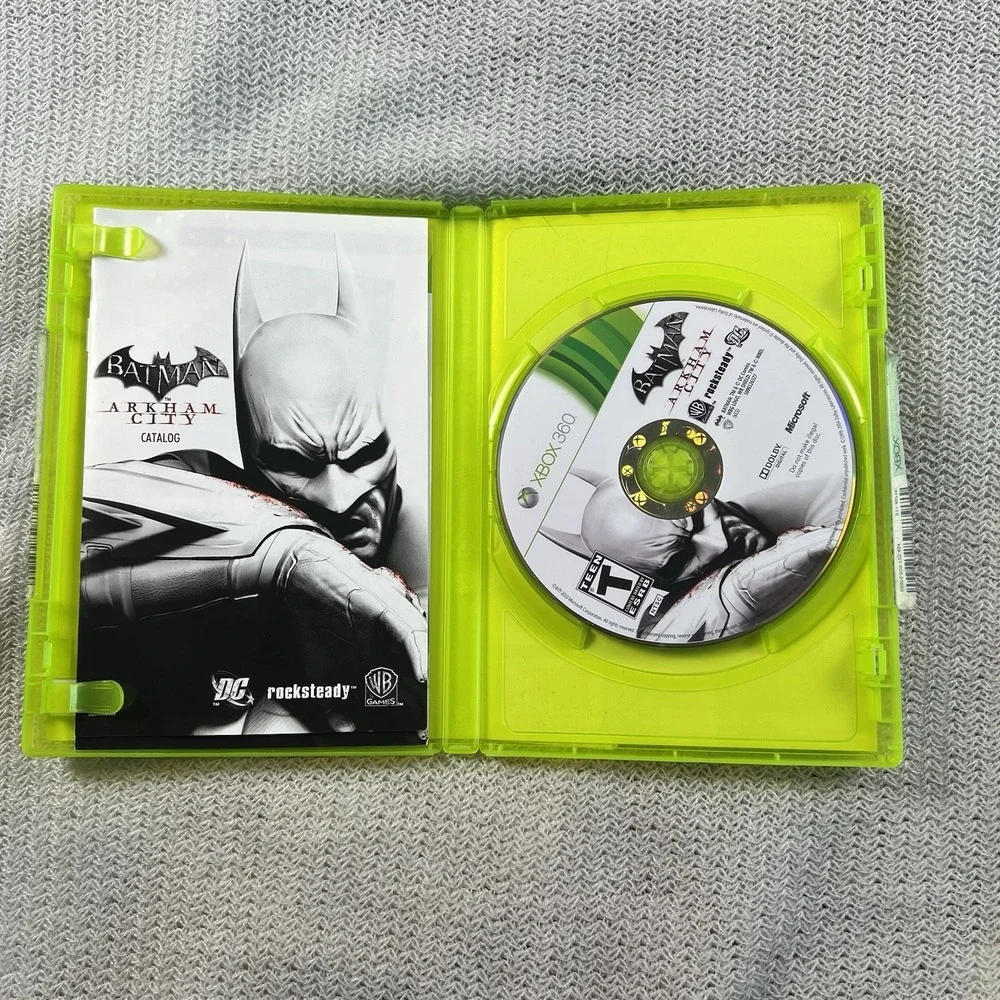 Warner Bros Batman Arkham City Xbox 360 Action Adventure Game W/ Manual