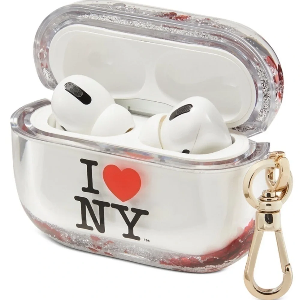 𝅺kate Spade AirPods Pro Case “I ❤️ NY” Brand new in Box