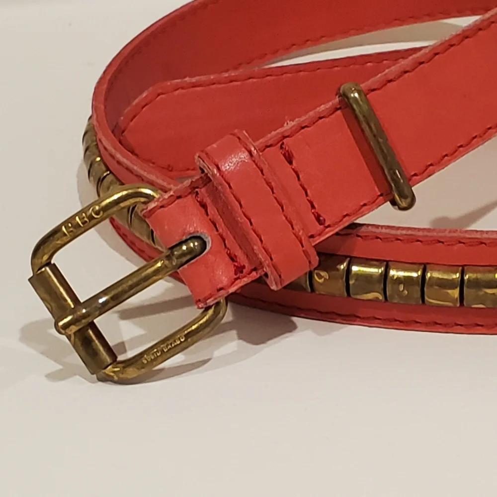 Vintage B.B.C. Genuine Leather Spain passed width stamped