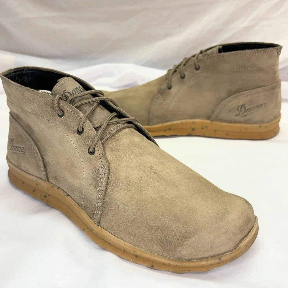 Danner Chukka Boots Men's US 9 D Forest Timberwolf Leather Lightweight Outdoor
