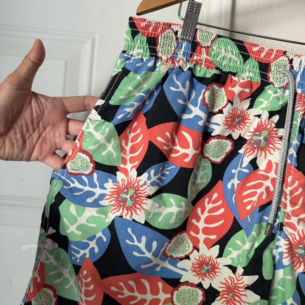 VILEBREQUIN multicolor leaf‎ floral Hawaiian tropical swim trunks shorts