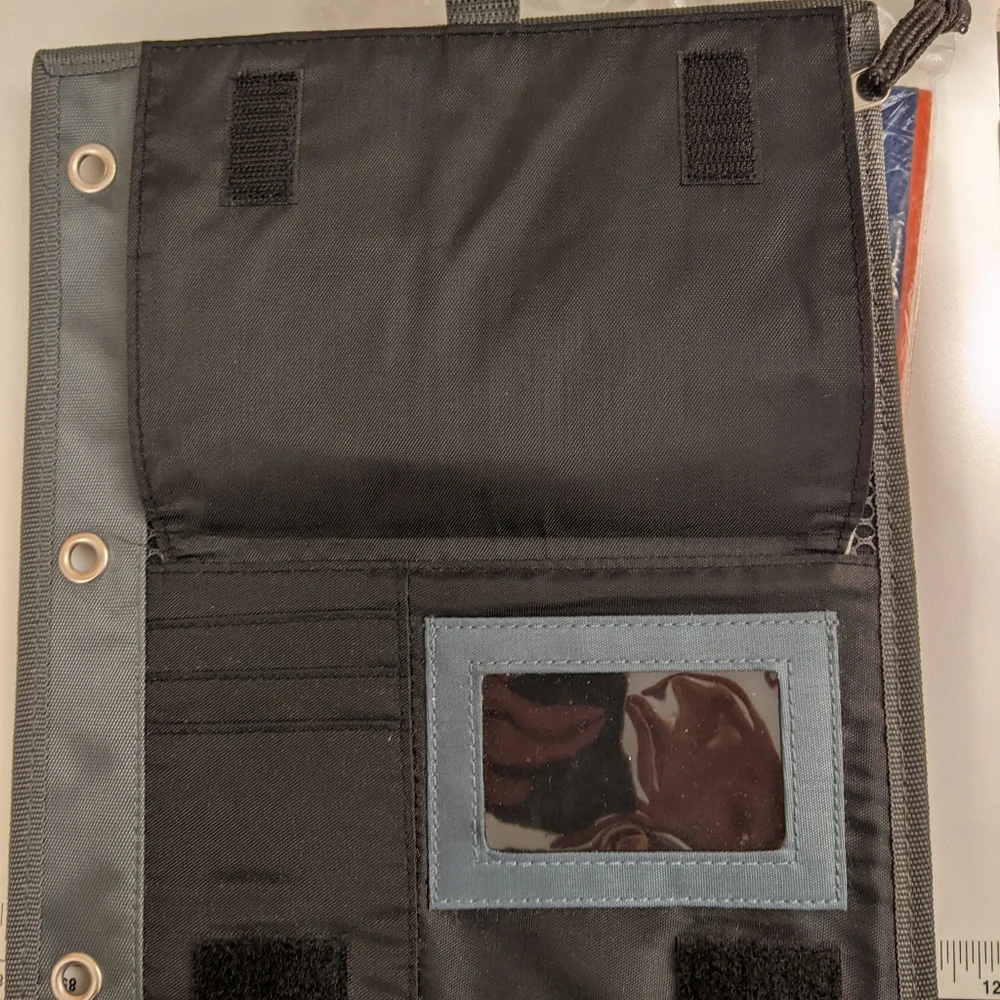Vtg Rugged Outback 3 Ring Binder, zip pouches w covered id, Mead 5 Star Pockets