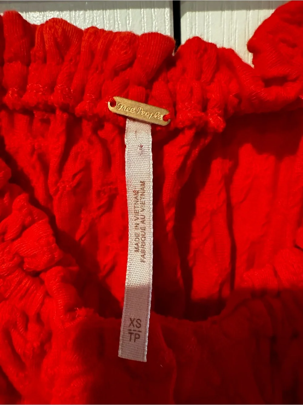 Free People Red Long-Sleeve Cropped Button Front Top - Size XS