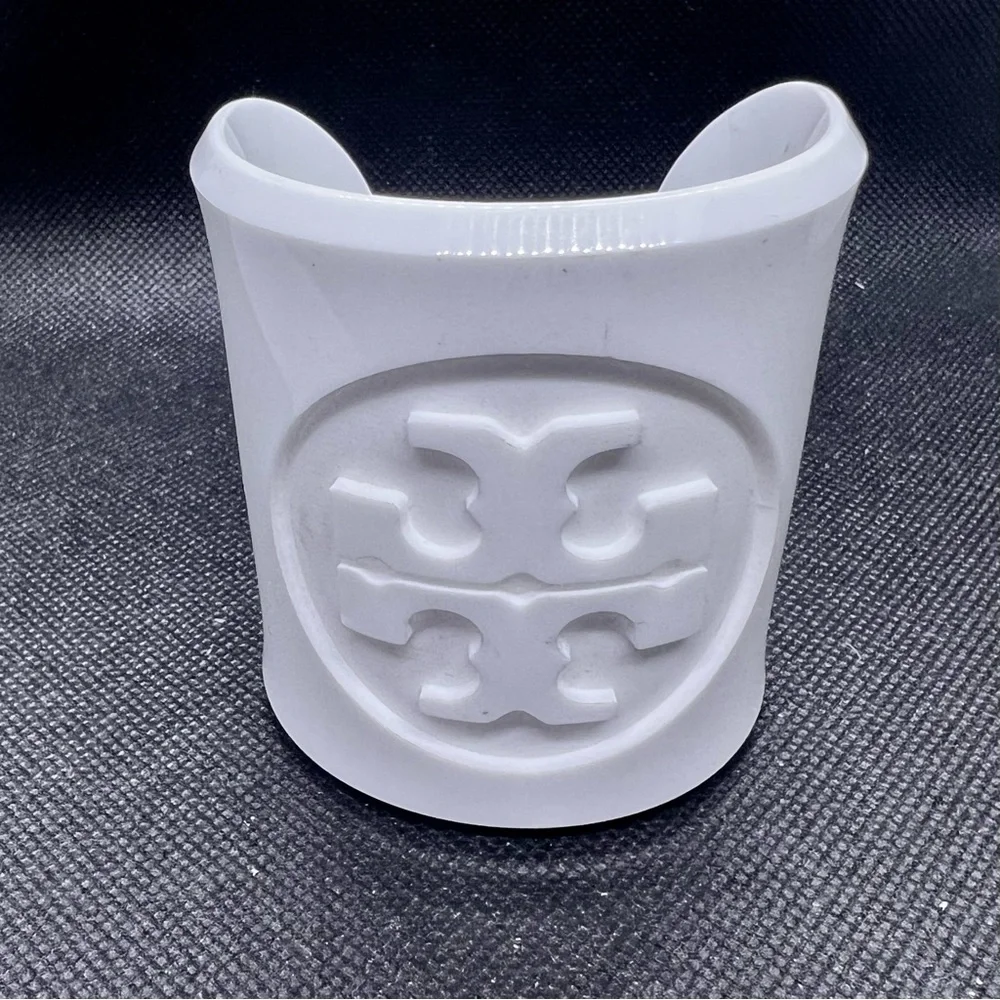 $150 TORY BURCH‎ White Lucite Resin Logo Wide Cuff Bracelet Jewelry