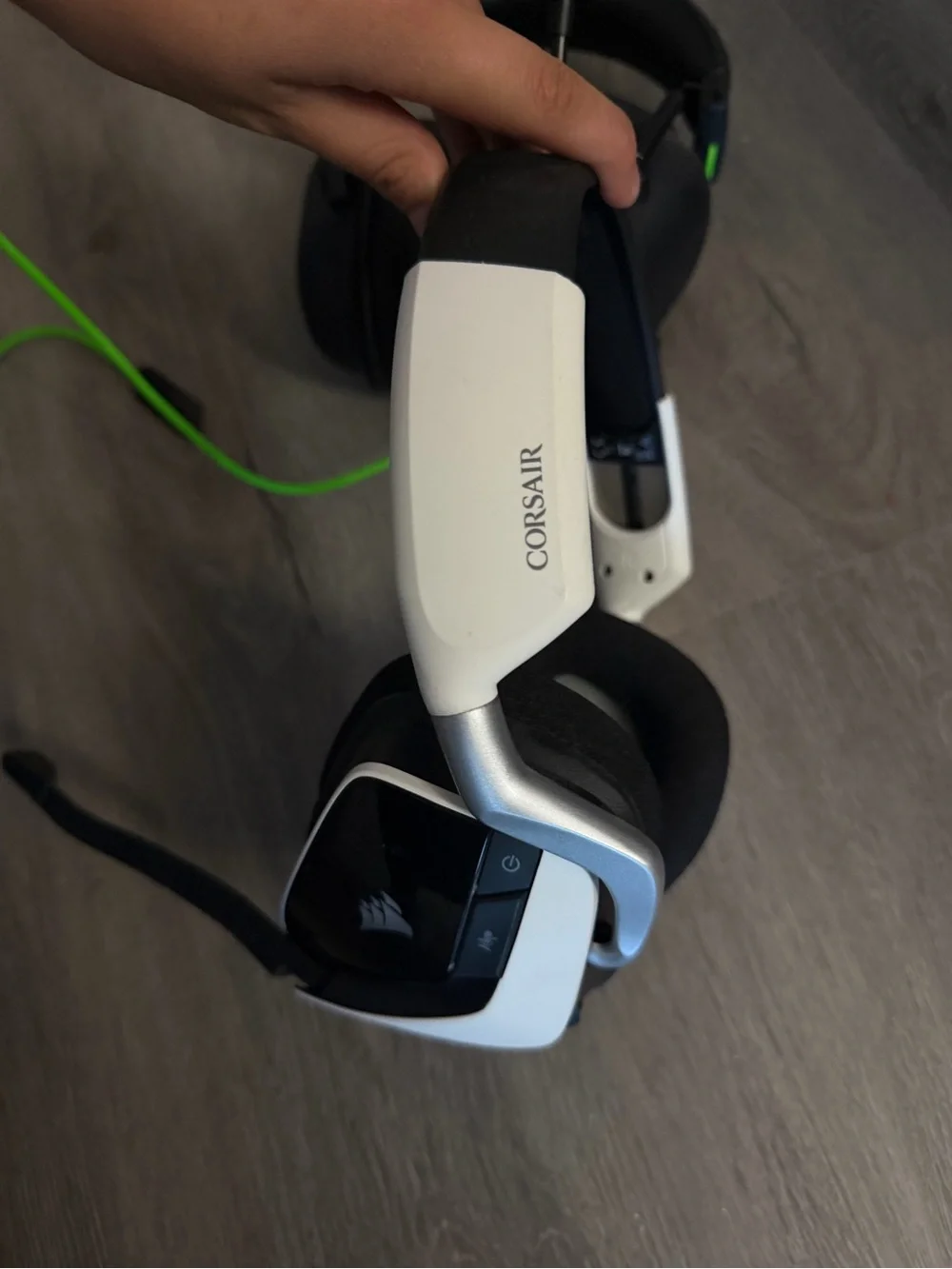 Corsair cushioned earpads headsets