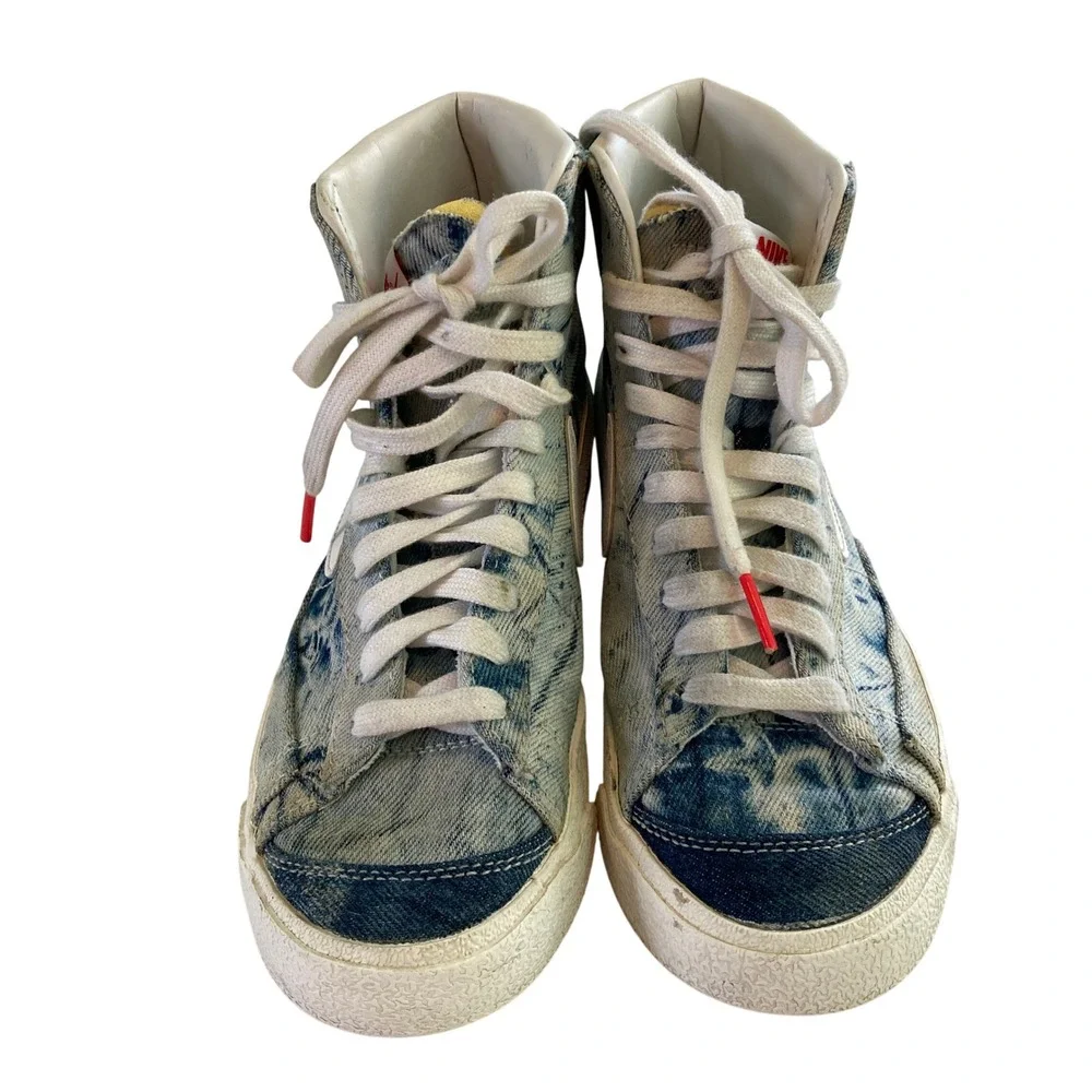 Nike Blazer Mid '77 Acid Washed Denim Tennis Shoe Sneaker Hi-Top (Size 7)
