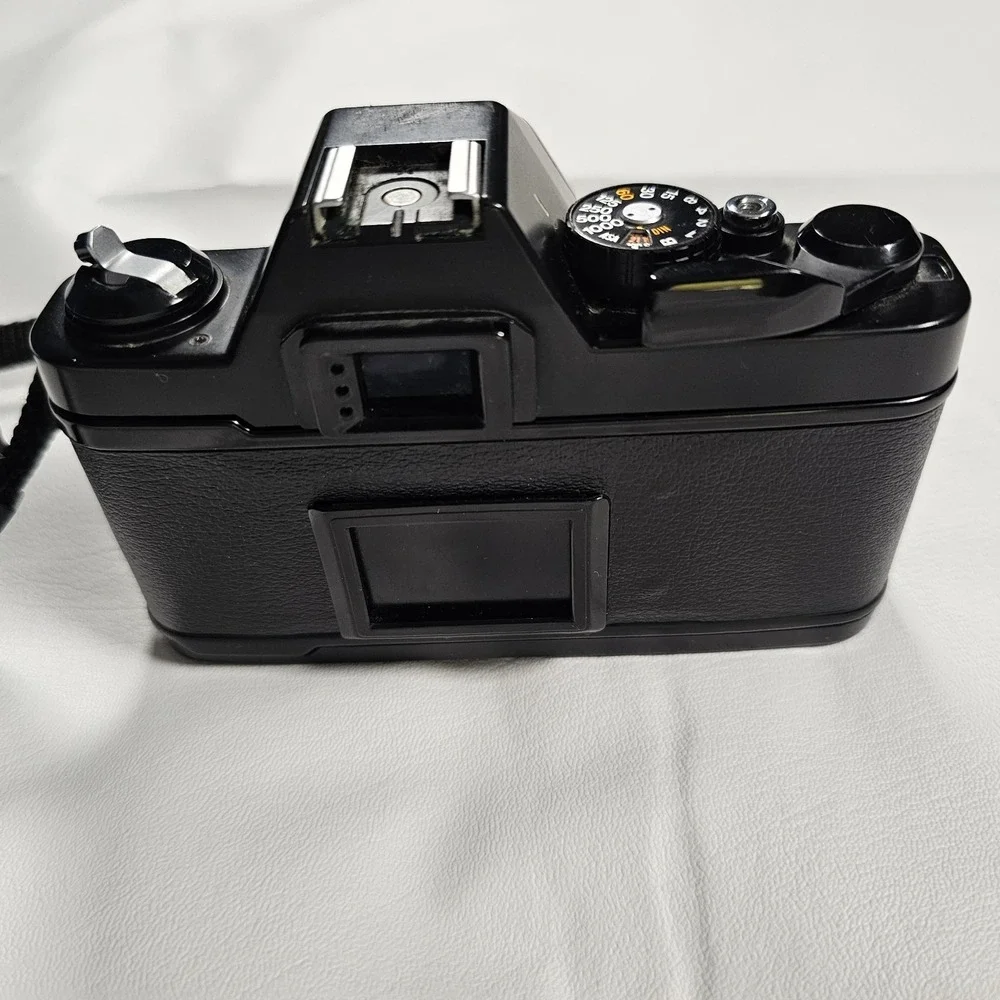 Chinon CM-5 35mm Film Camera + 50mm f/1.9 Lens Tested Meter Not Working