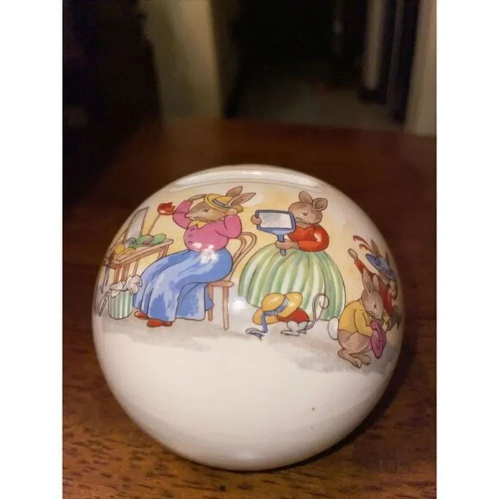 Bunnykins Royal Doulton 1984‎ Vintage Porcelain Round Coin Bank