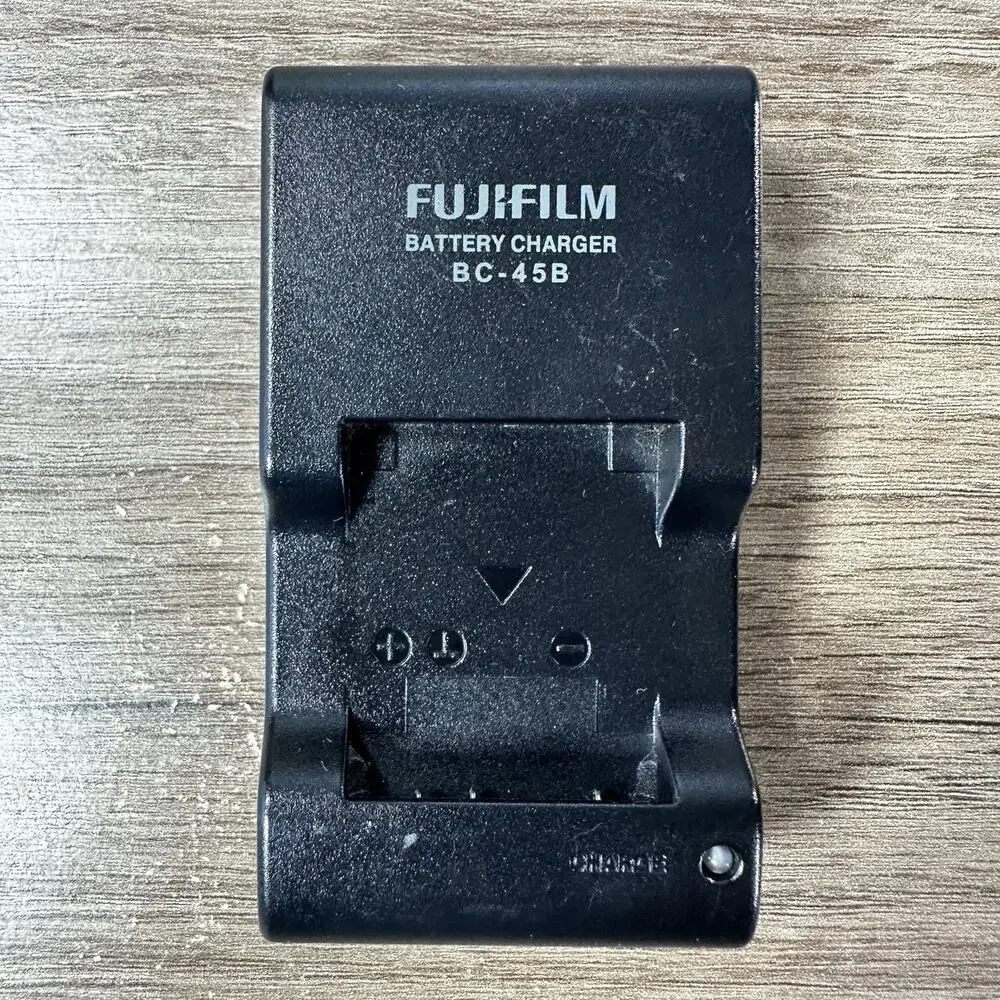 Genuine OEM Fujifilm BC-45B Battery Charger for NP-45 NP-45A NP-45B Fits FinePix