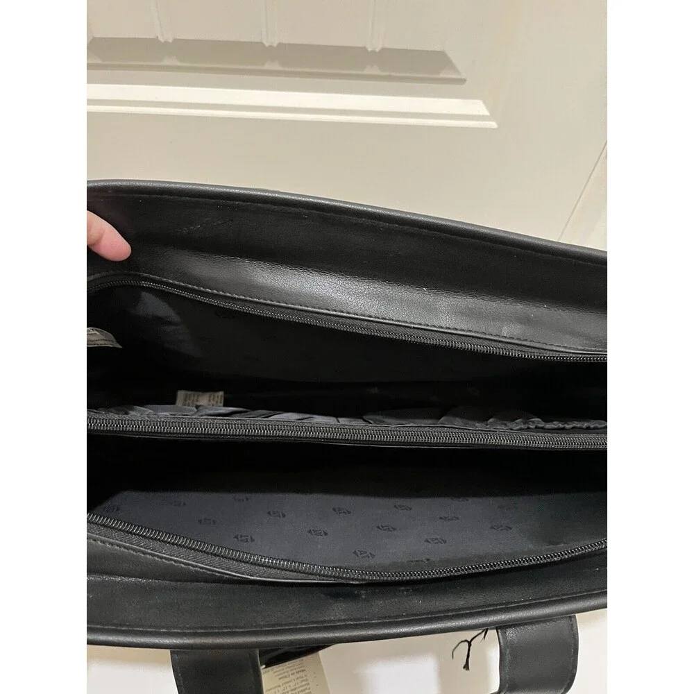 American Tourister american tourister