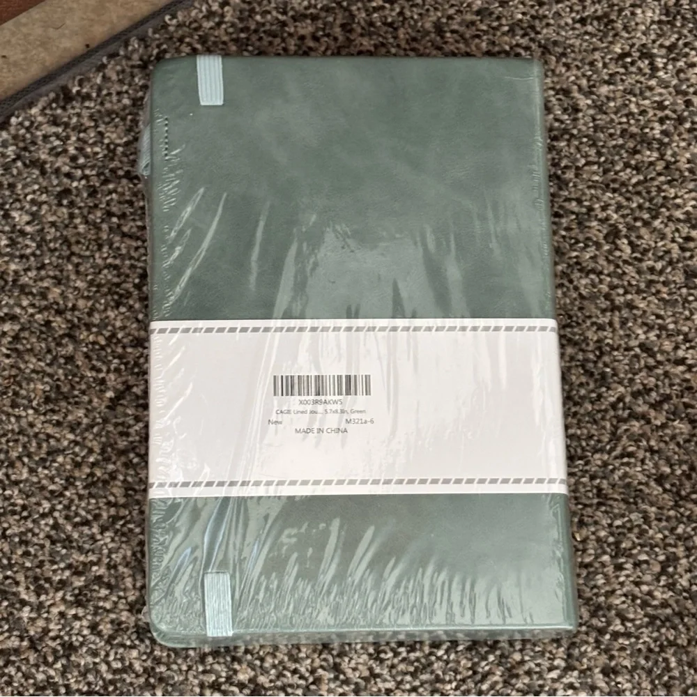 Cagie hard cover