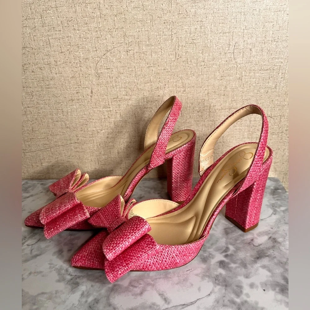 Jessica Simpson heels any both