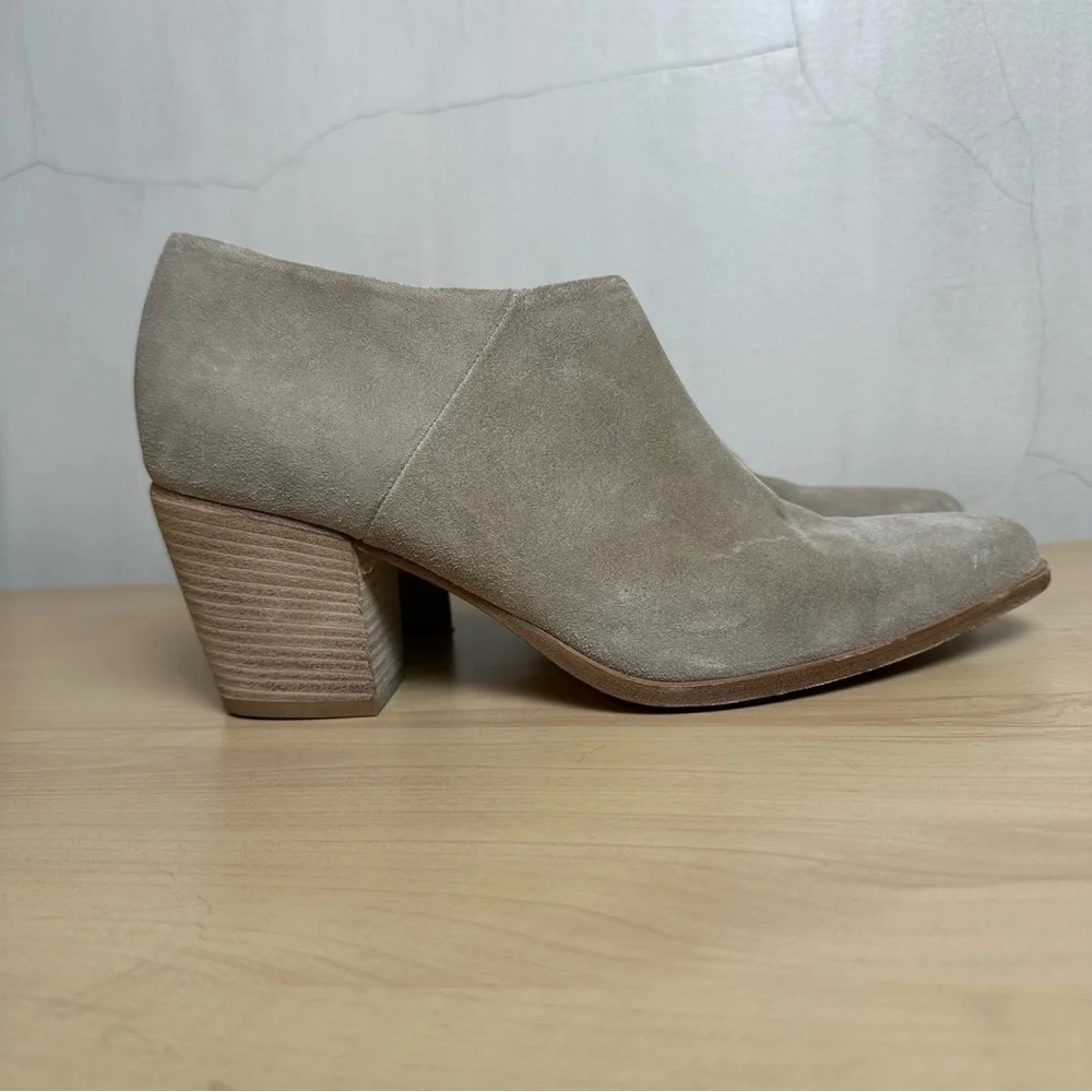 Vince Italian Suede Ankle Boots 10 | Neutral Booties Minimalist‎ Quiet Luxury