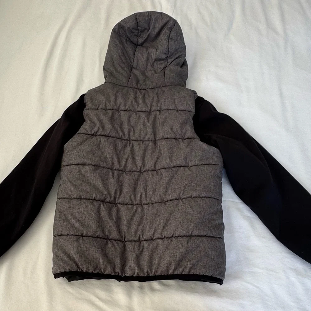 Under Armour stylish puffer