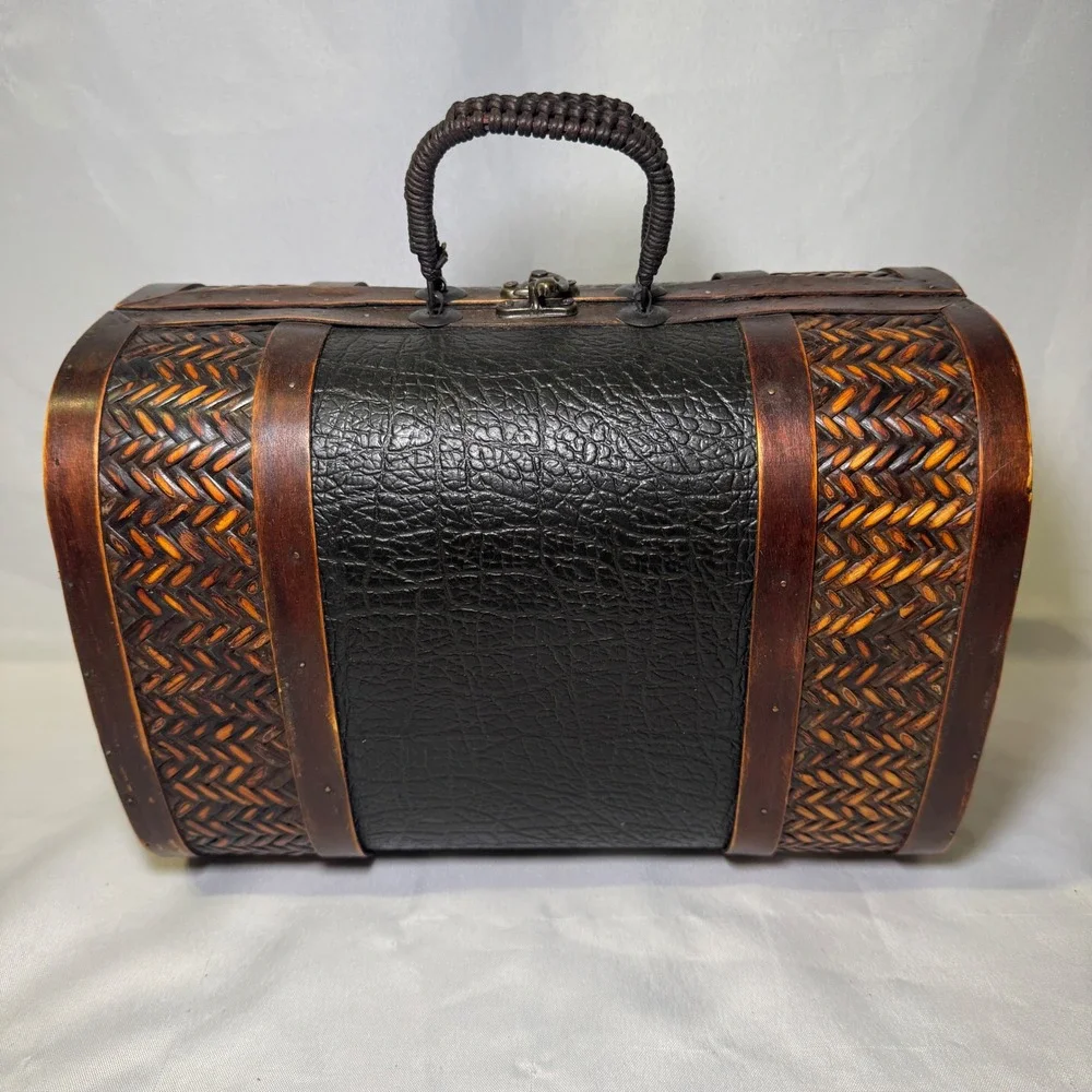 Vintage Woven Bamboo Leather Trunk Jewelry Box Keepsake Decorative Storage