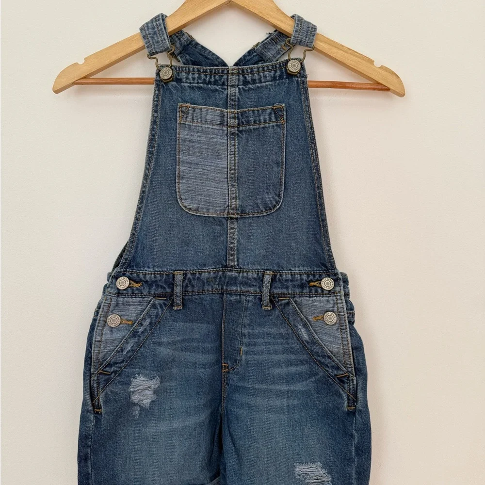 GAP kids distressed