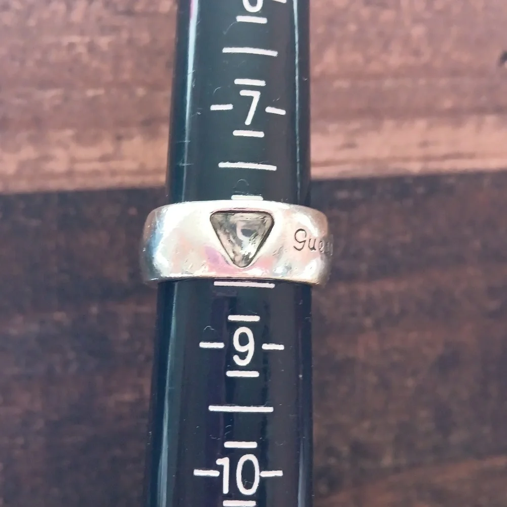 Guess stylish silver
