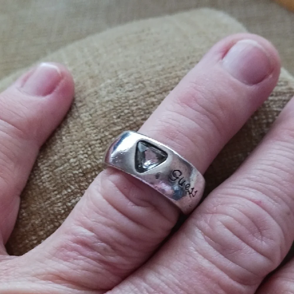 Guess stylish silver