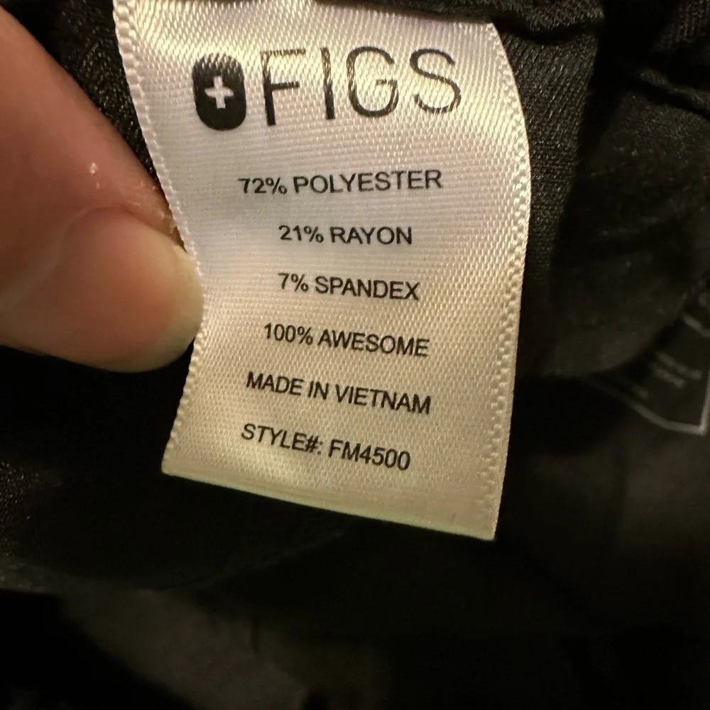 Figs men’s pisco