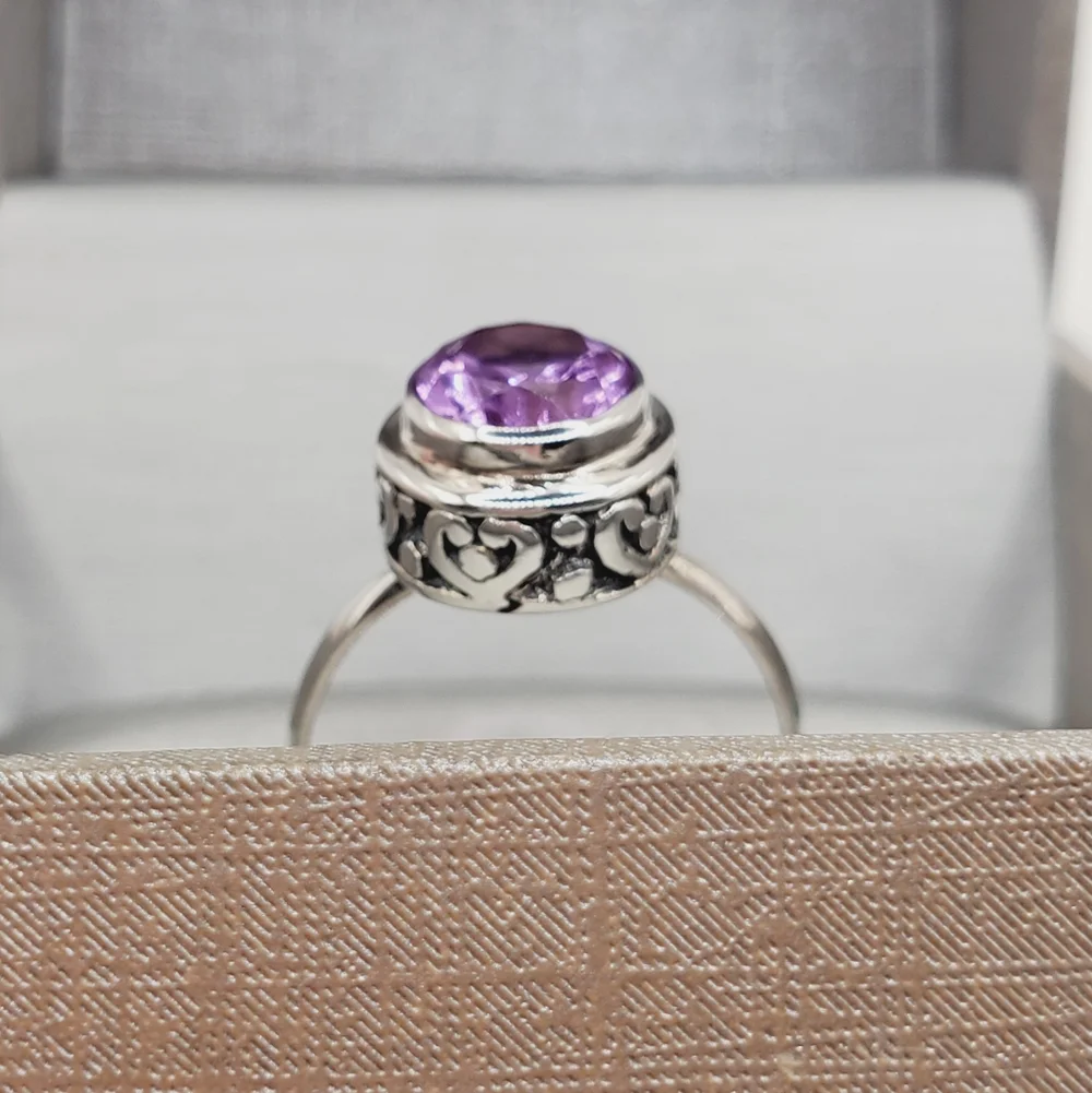 Bezel Set Oval Shaped Amethyst 925 Sterling Silver Heart Design Ring