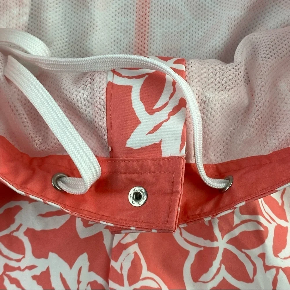 Cole coral white