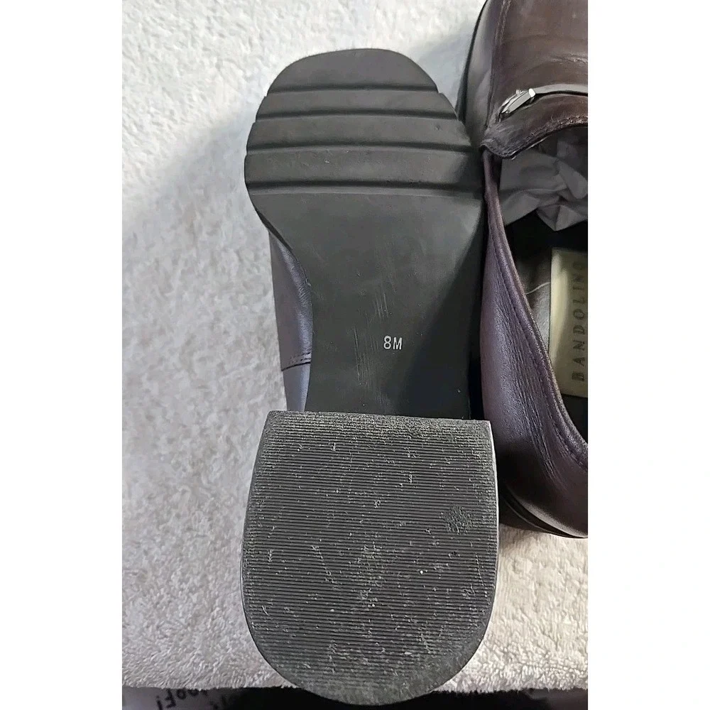 Bandolino Womans Slipon Leather Buckles Loafers Shoes 2 1/2 Heels Size 8M