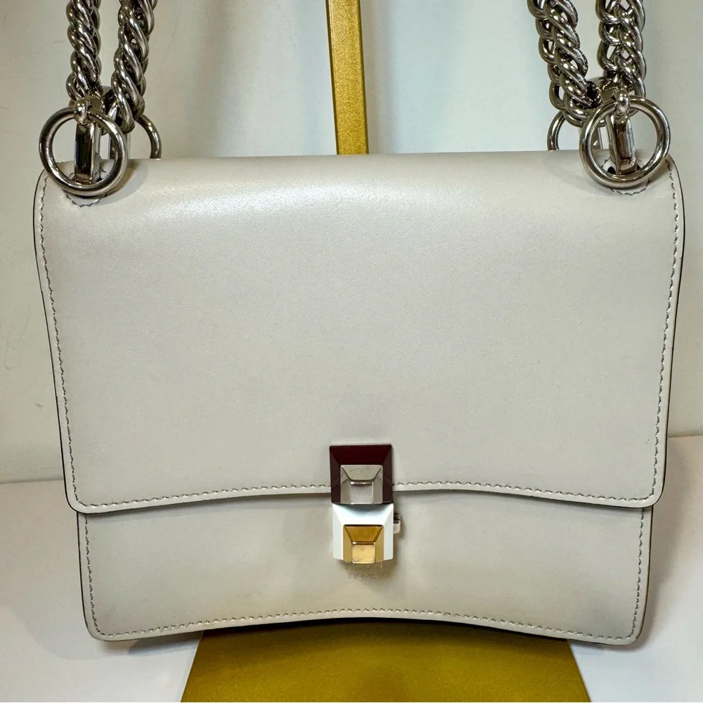 fendi kan