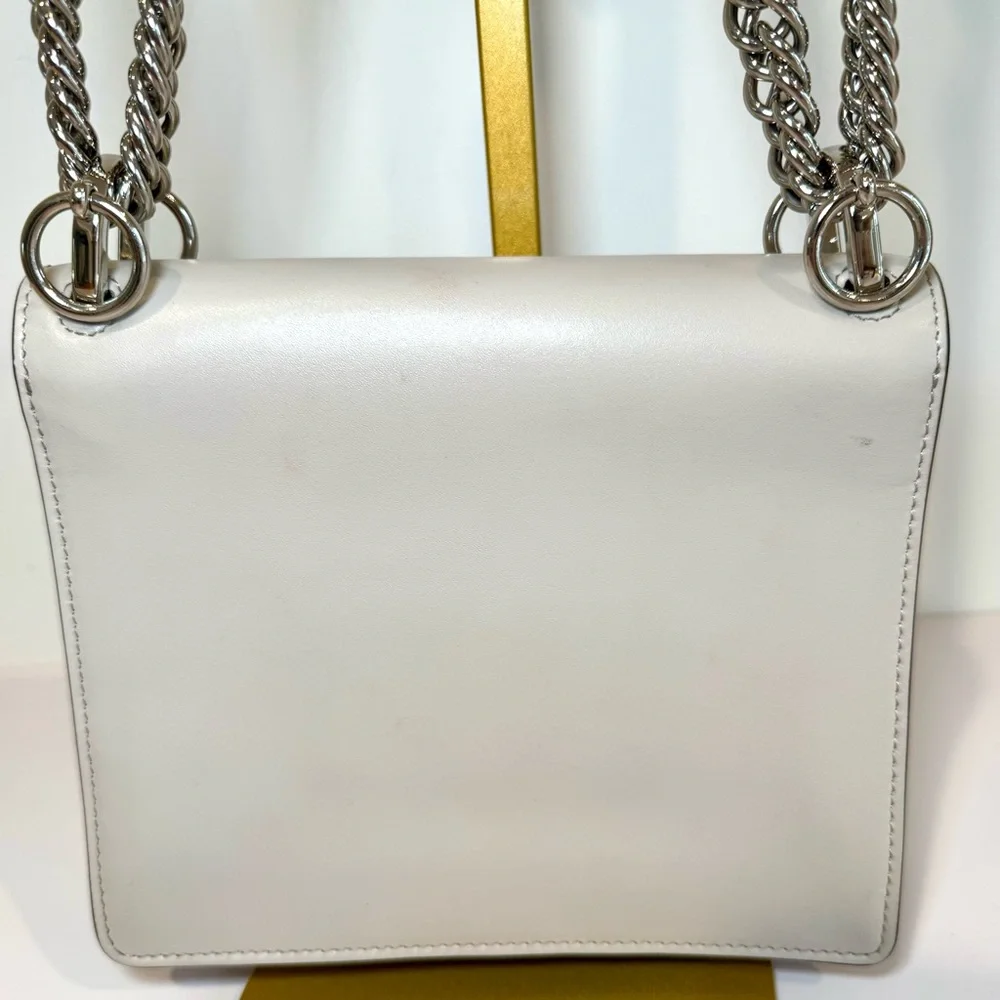 fendi kan