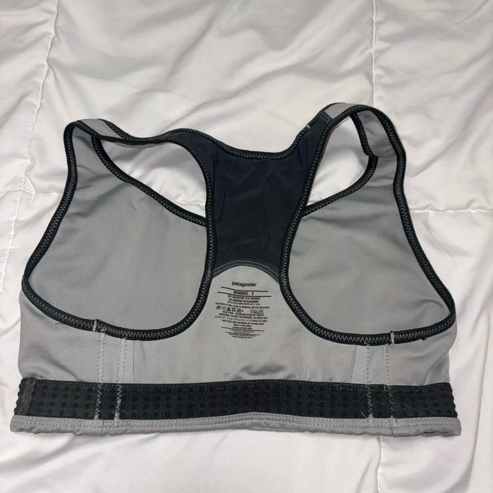 Patagonia women gray