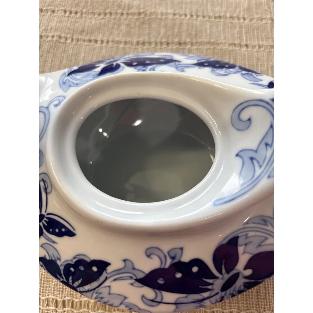 PORCELAIN TEA POT, BLUE AND WHITE BUTTERFLIES MADE FOR PIER 1