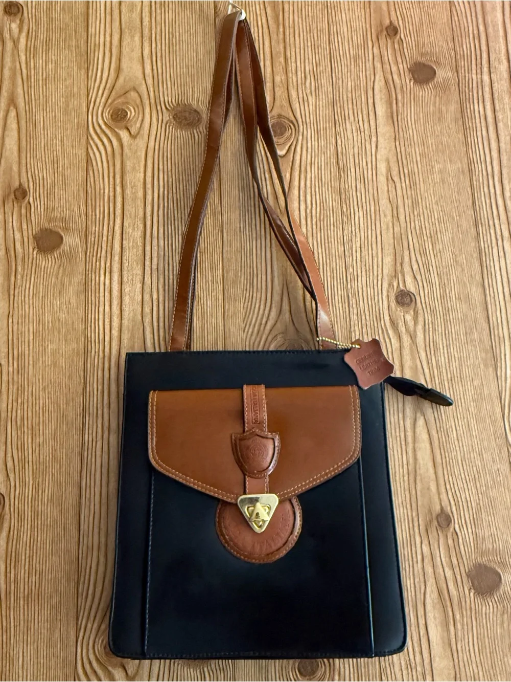 Moda Italiana Two Tone Leather Trim Purse Bag Brown Black Gold Tone Closure