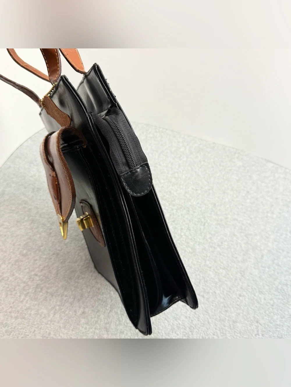 Moda Italiana Two Tone Leather Trim Purse Bag Brown Black Gold Tone Closure