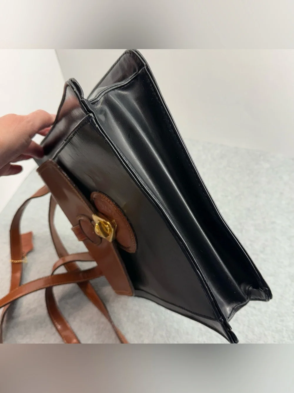 Moda Italiana Two Tone Leather Trim Purse Bag Brown Black Gold Tone Closure
