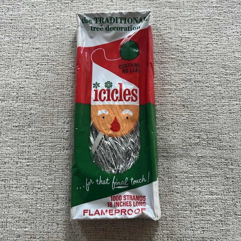 Vintage SILVER Tinsel Icicles Christmas New In Box 1000 Strands 18