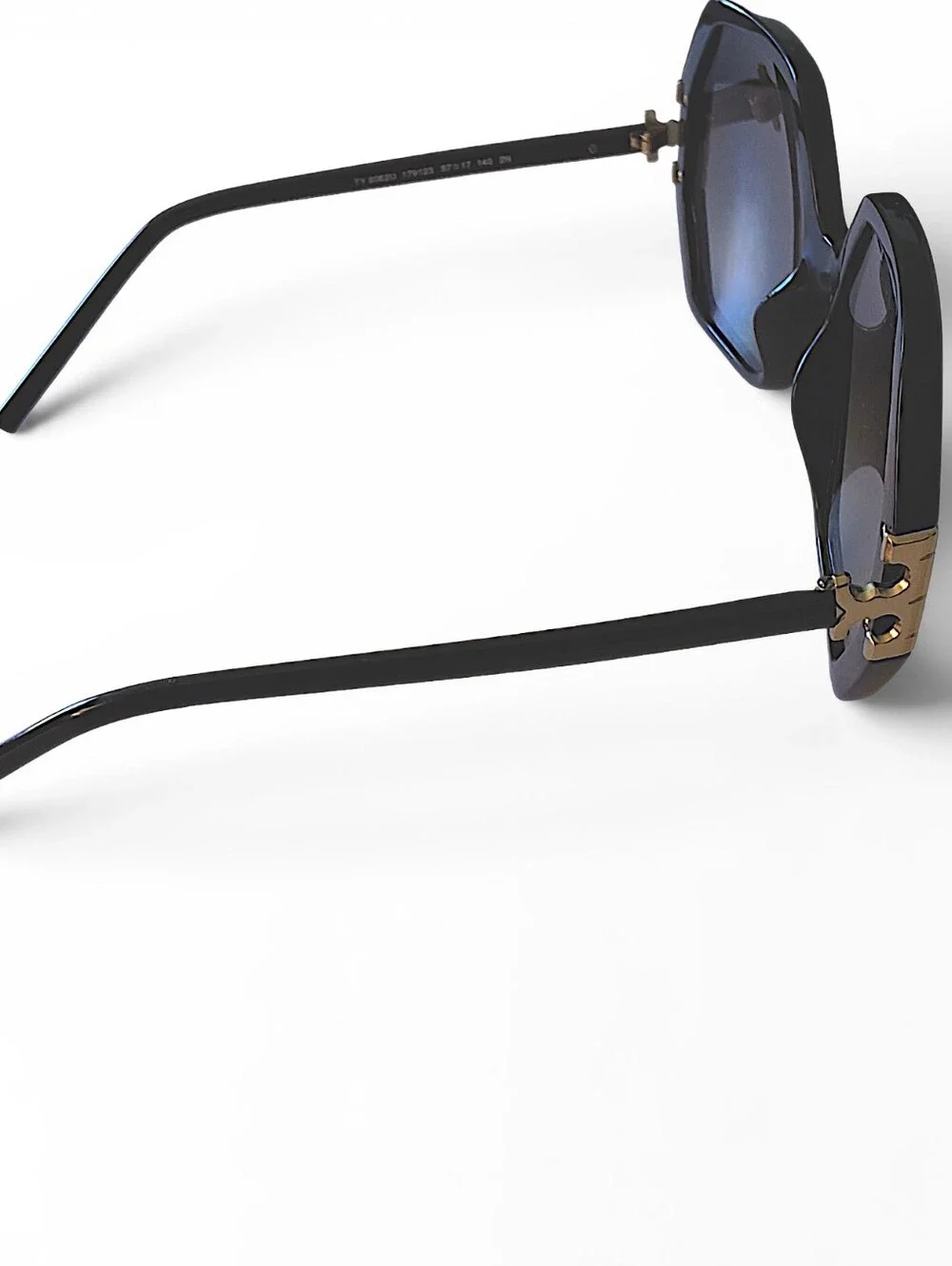 Tory Burch tory burch
