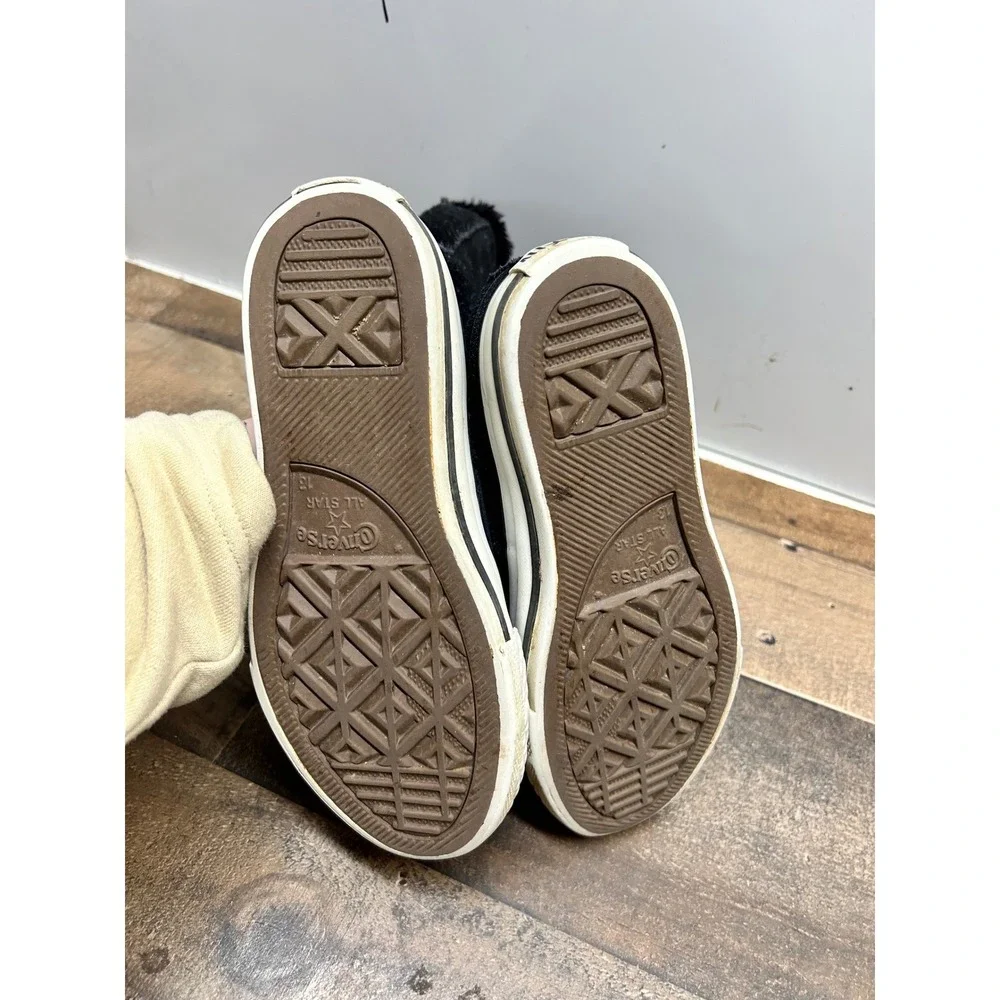 Converse embrace cozy