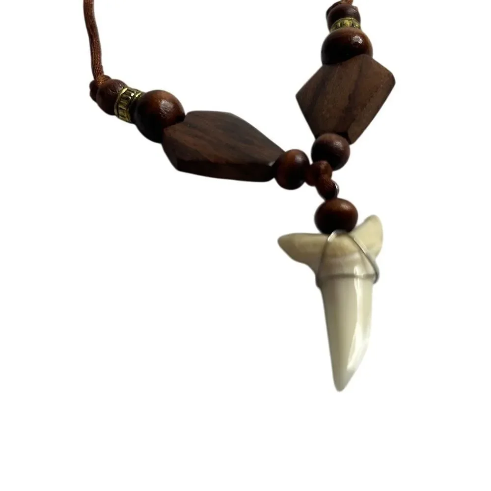 Adjustable Shark Tooth Pendant Necklace with Wooden Beads‎ Unisex