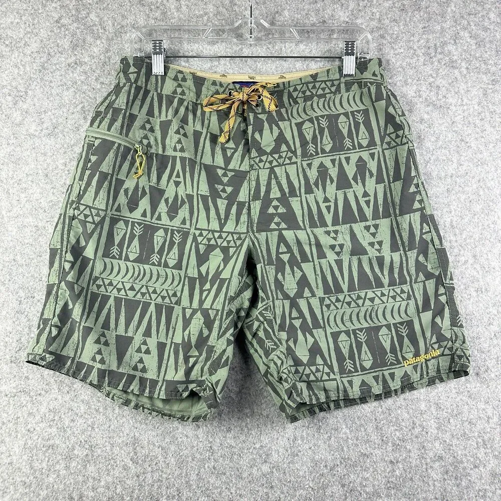 Patagonia Wayfarer Board Shorts Mens 32 Atzec Geometric Swim Trunks Beach Surf