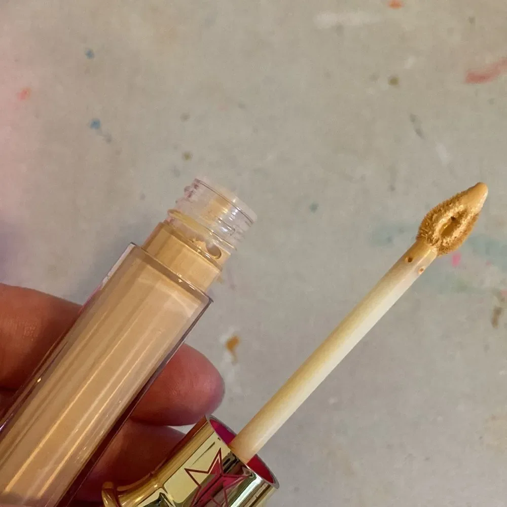Jeffree Star Magic Star Concealer Yellow
