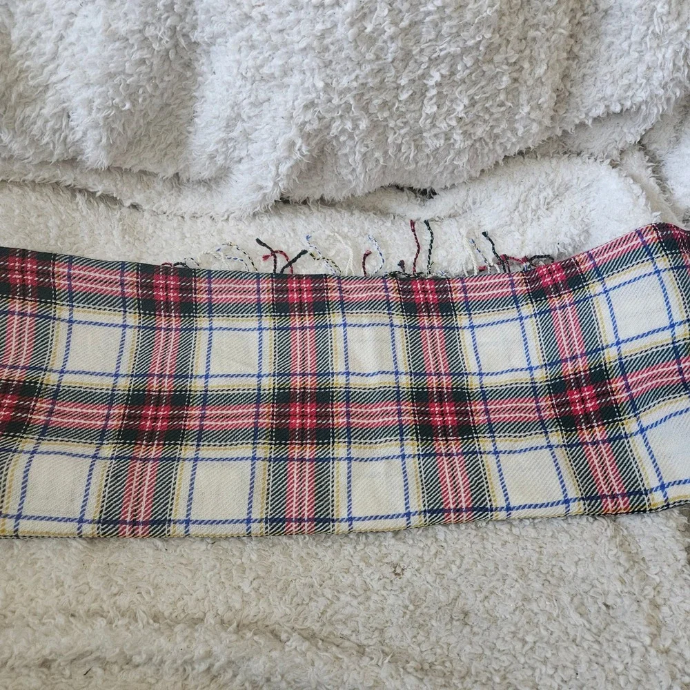 Talbots 100% Wool Tartan Plaid Scarf Red Cream‎ Green