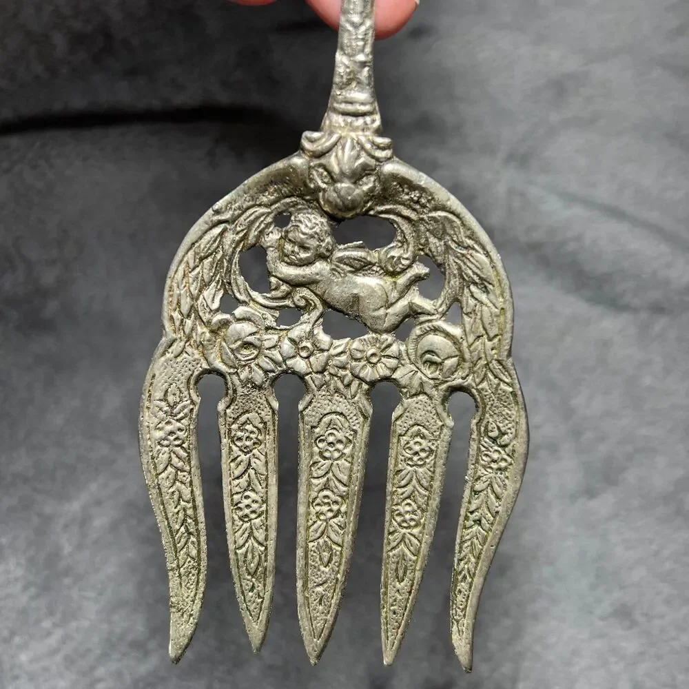 UGO BELLINI fork spoon set cherub lions silver plate vintage