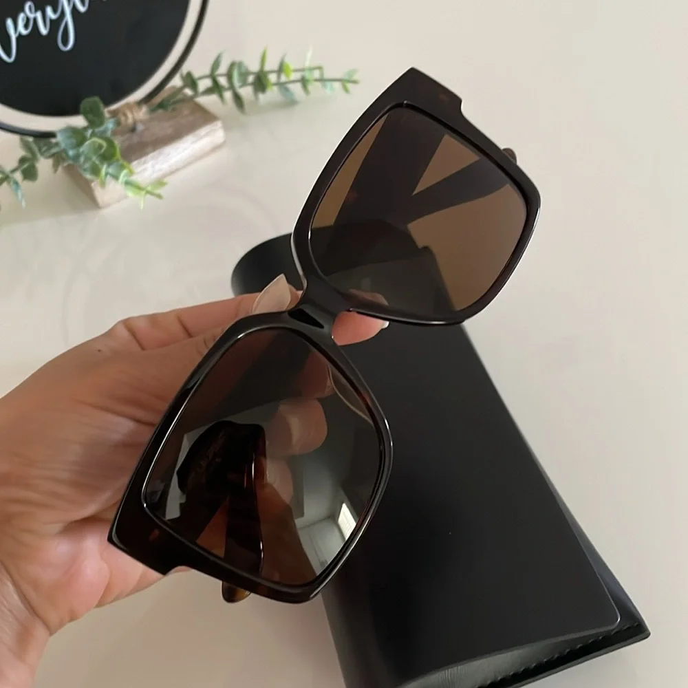 Yves Saint Laurent 100% authentic