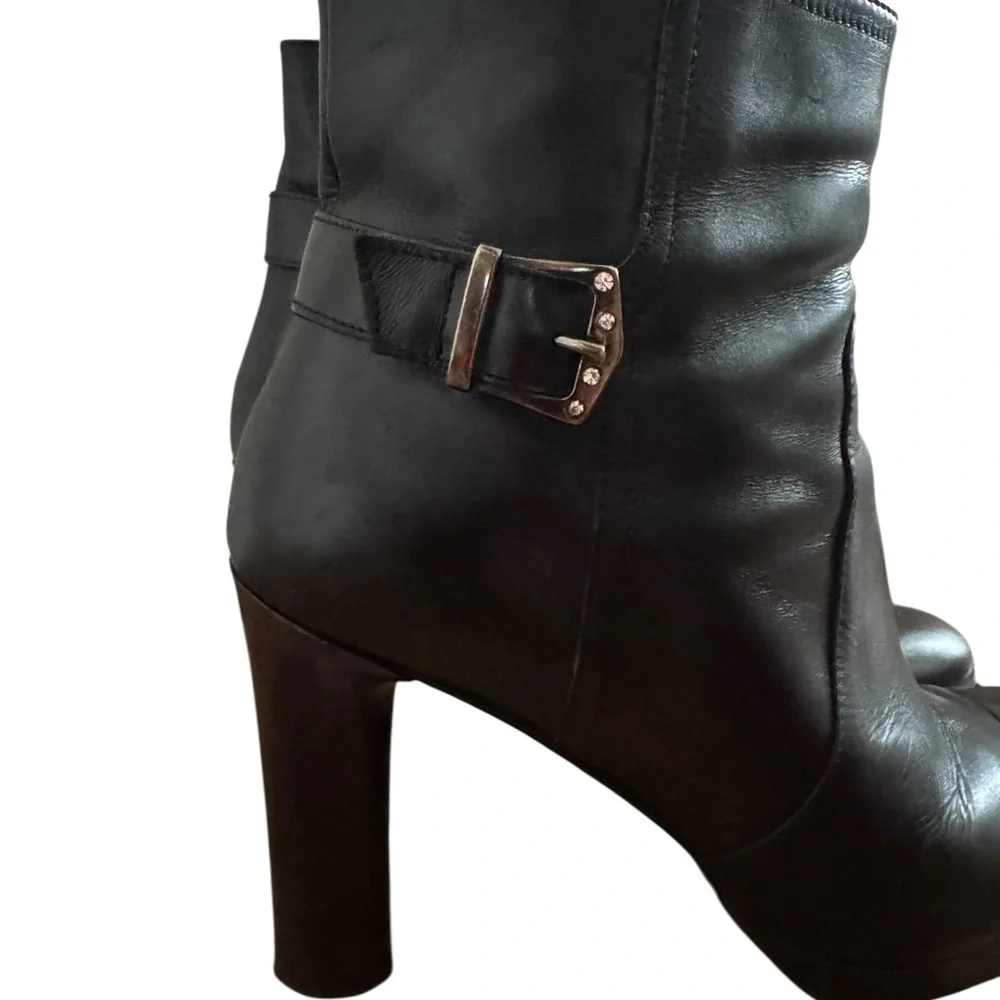Vintage Y2K Via Spiga Black Leather Ankle Boots