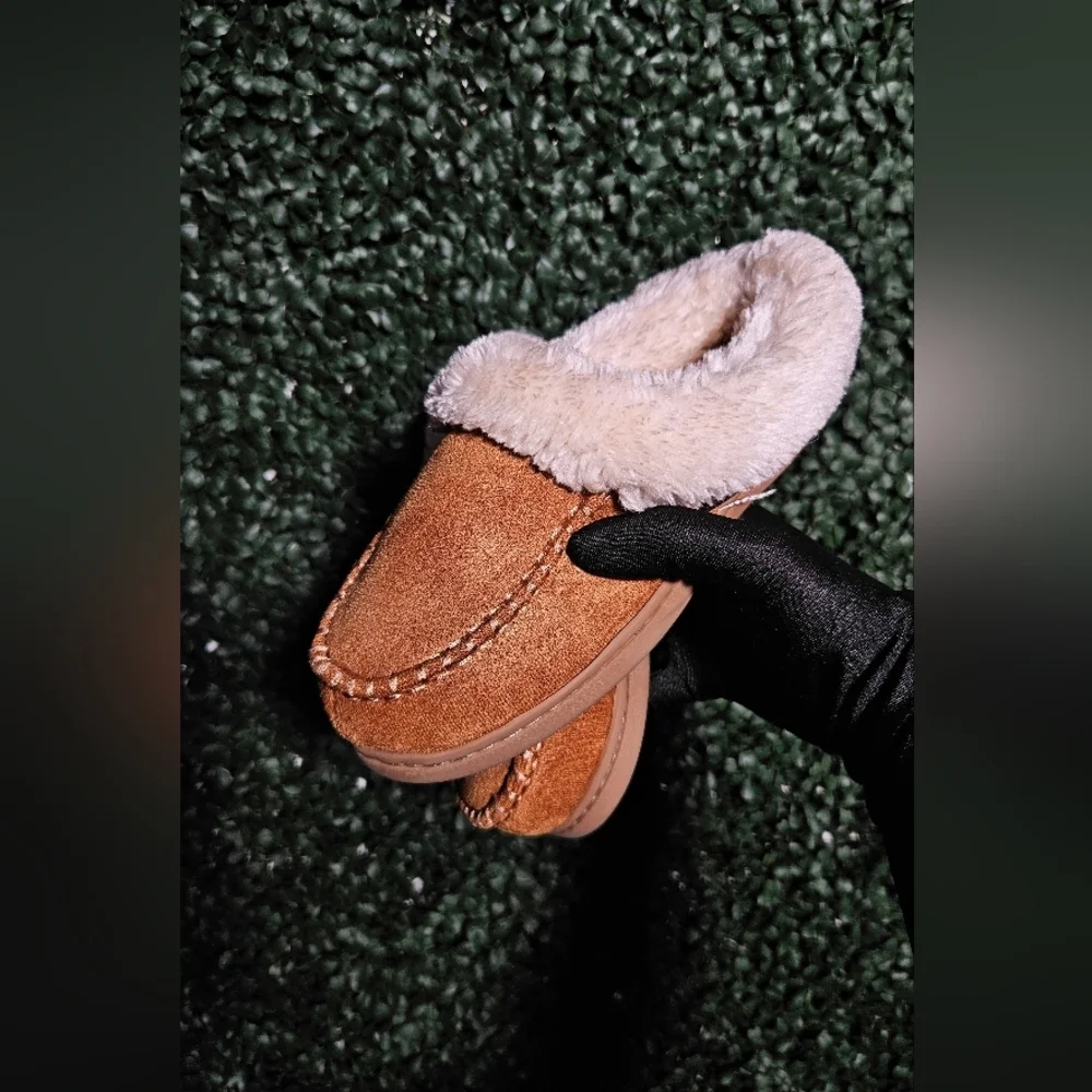 Cozy Brown Slippers with Cream Lining